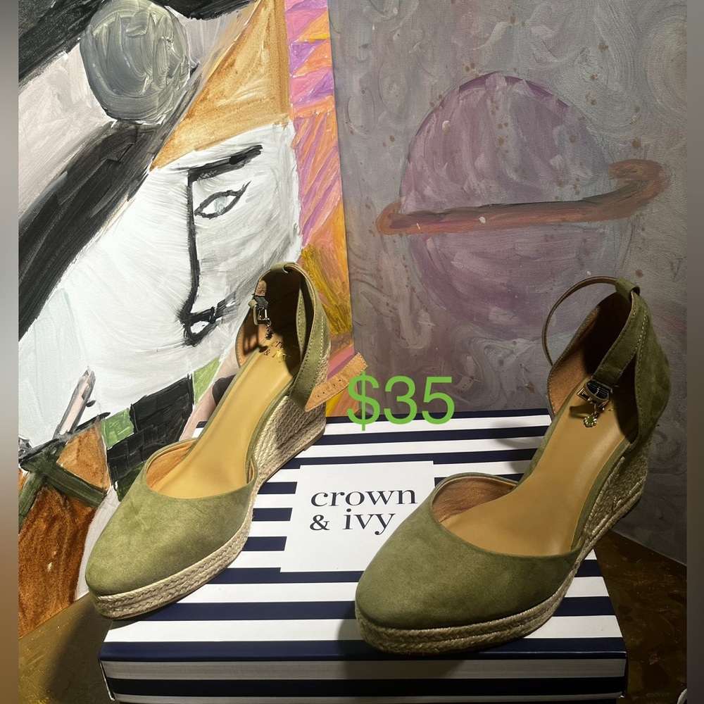 Crown & Ivy Olive Espadrille Wedges